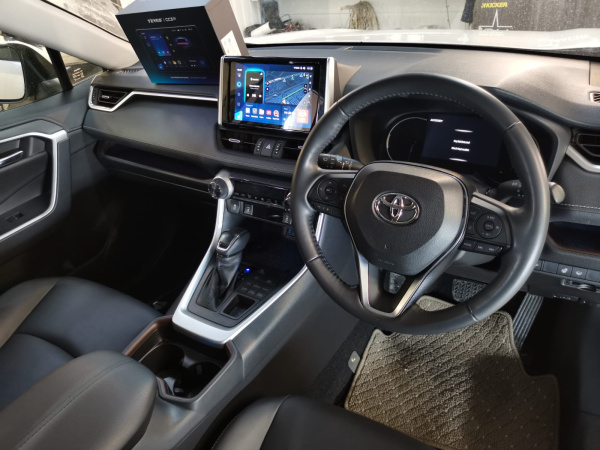 Штатная магнитола Teyes CC3L 3+32G для Toyota RAV4 2018-2020 Штатная магнитола Teyes CC3L 3+32G для Toyota RAV4 2018-2020