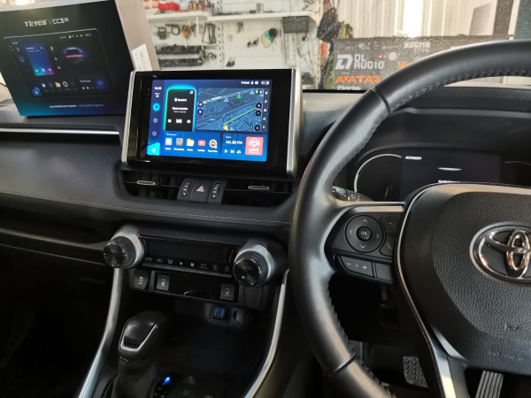 Штатная магнитола Teyes CC3L 3+32G для Toyota RAV4 2018-2020 Штатная магнитола Teyes CC3L 3+32G для Toyota RAV4 2018-2020